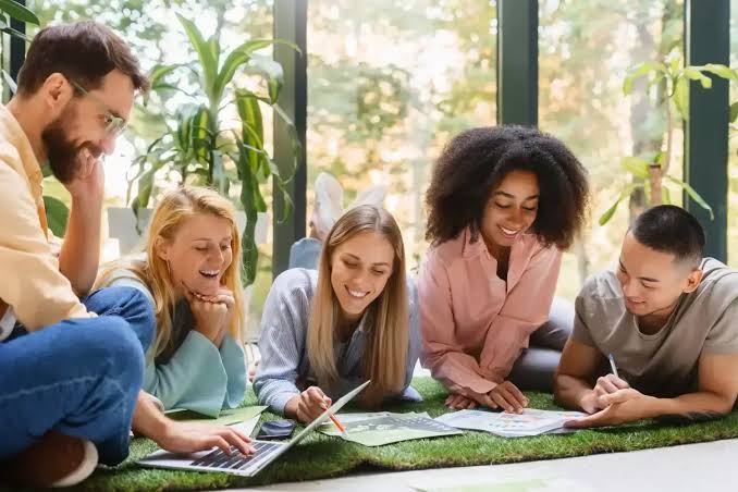 How to Organize a Community Activity Event, Even With No Budget